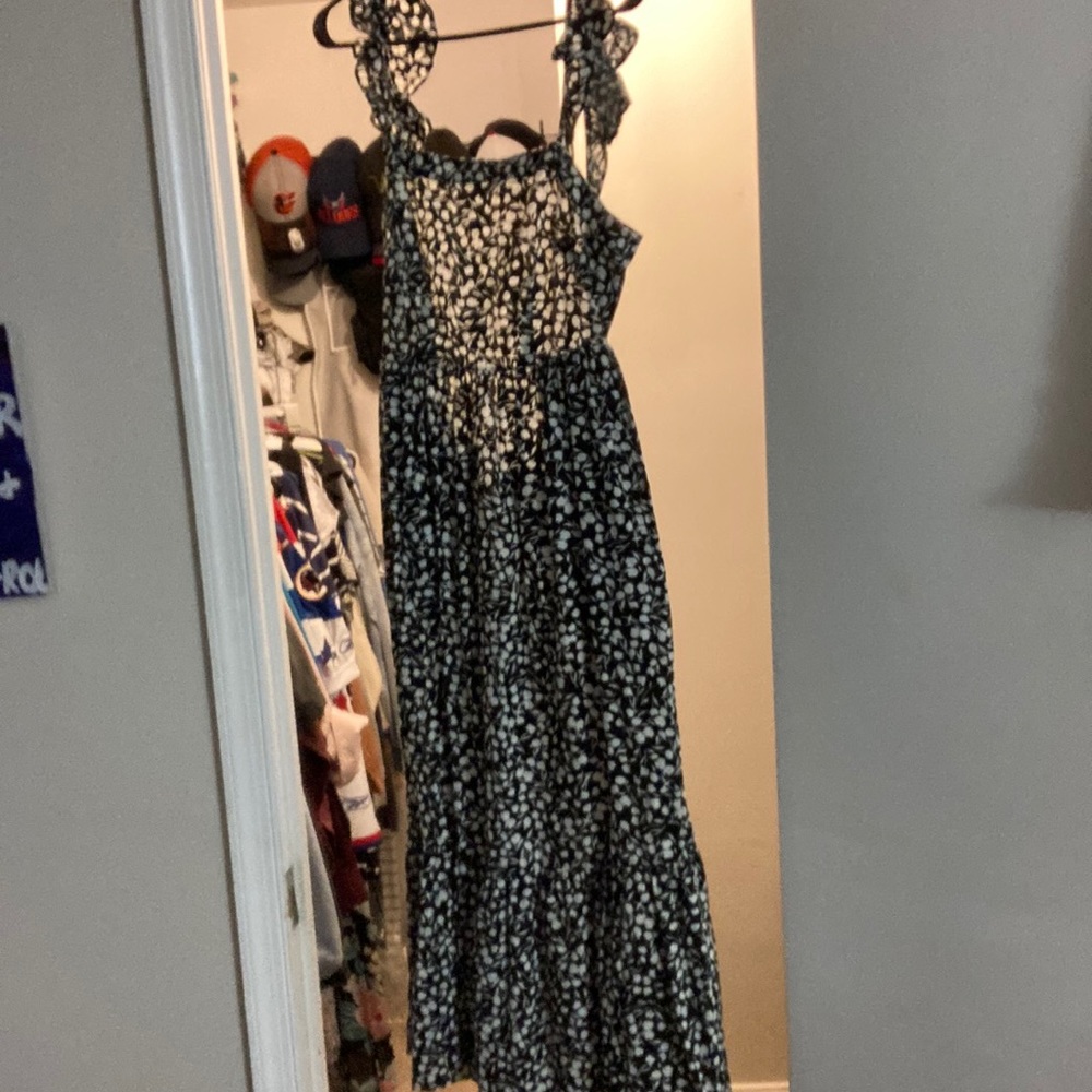 Black and white floral midi target dress
